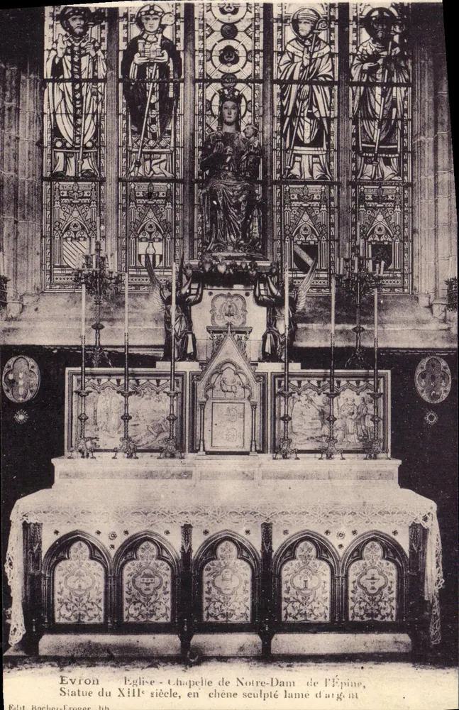 Evron - Kirche - Kapelle Notre-Dame de l'Épine, Statue des 13. Jahrhunderts, geschnitztes Eichenholz, vergoldet - Vorderseite