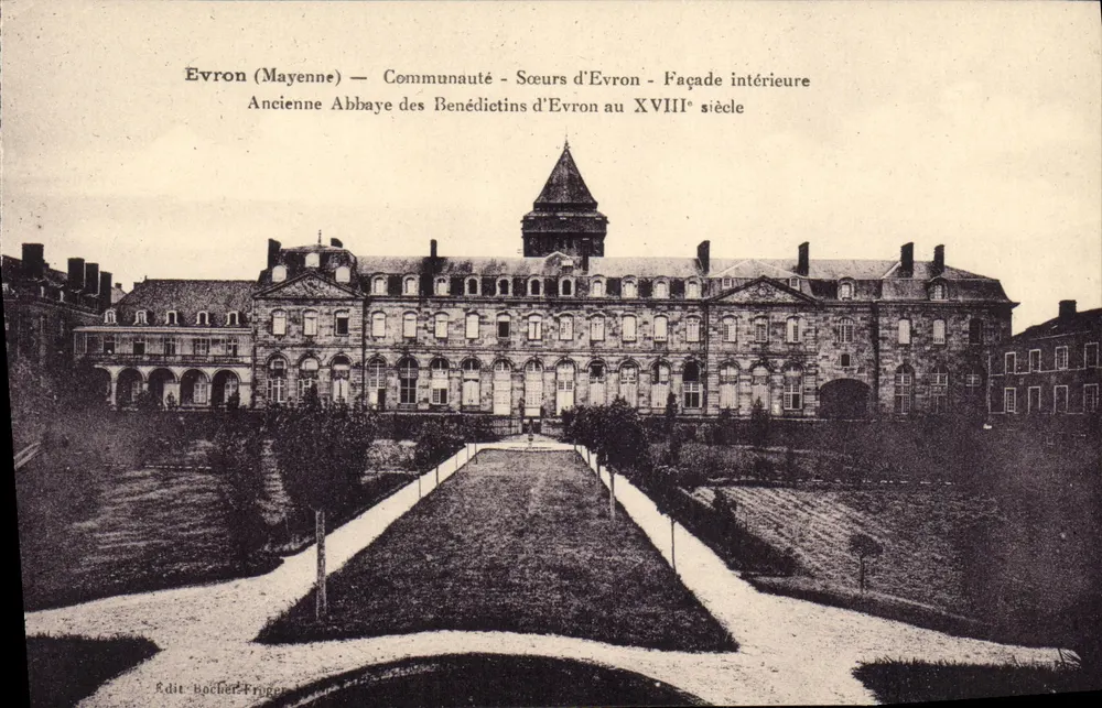 Evron (Mayenne) — Gemeinschaft - Schwestern von Evron - Innenfassade — Ehemalige Benediktinerabtei von Evron im 18. Jahrhundert — Edit. Bocher-Froyer - Vorderseite
