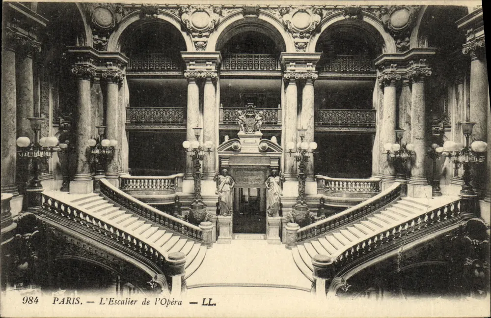 Paris — A Escada do Ópera — LL. n° 984 - Frente
