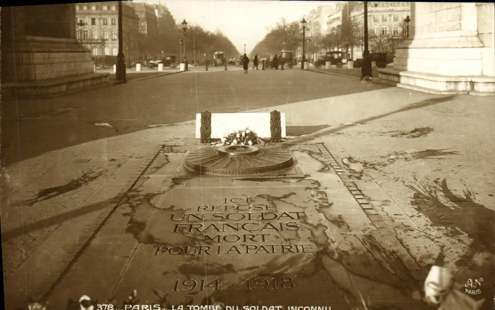 Paris — La Tombe du Soldat Inconnu — A.N. Paris, n°378 - Vorderseite