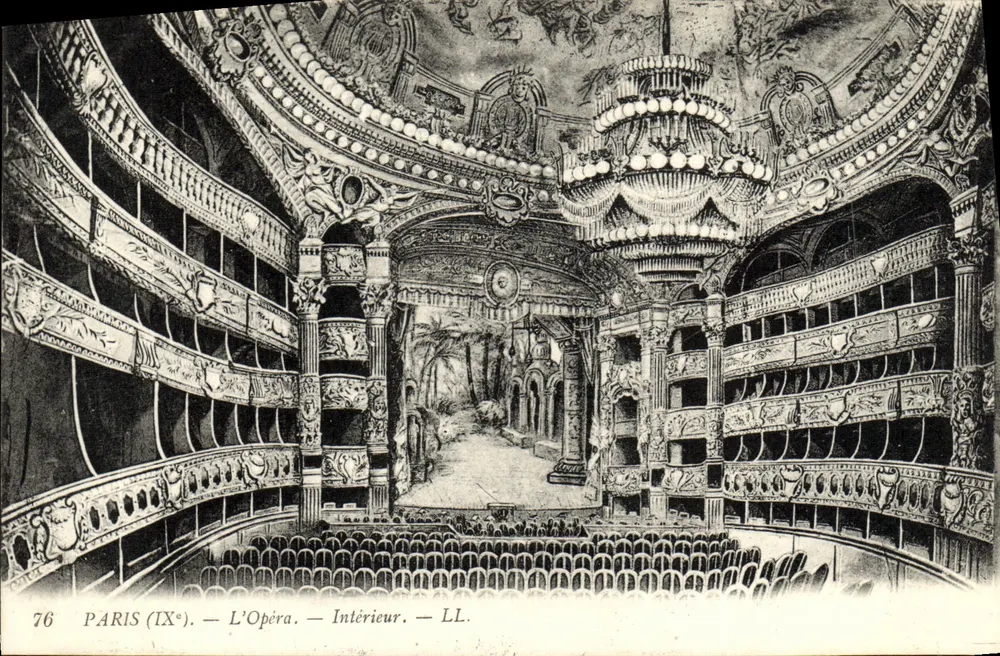 Paris (IXe) — O Ópera — Interior — LL. - Frente