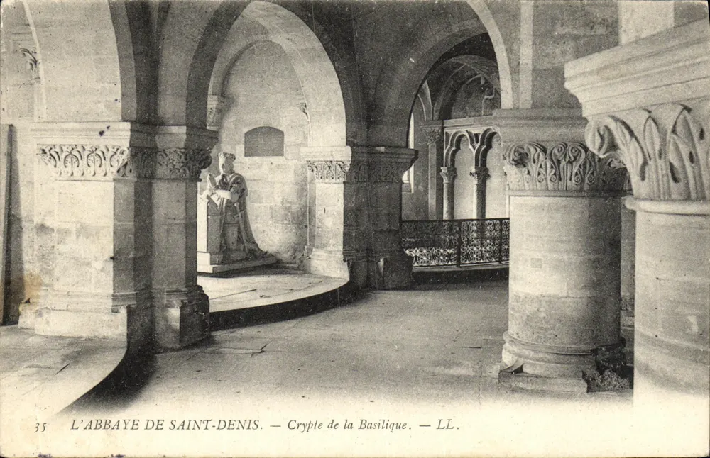 A ABBADIA DE SÃO DEnis — Cripta da Basílica — LL. - Frente