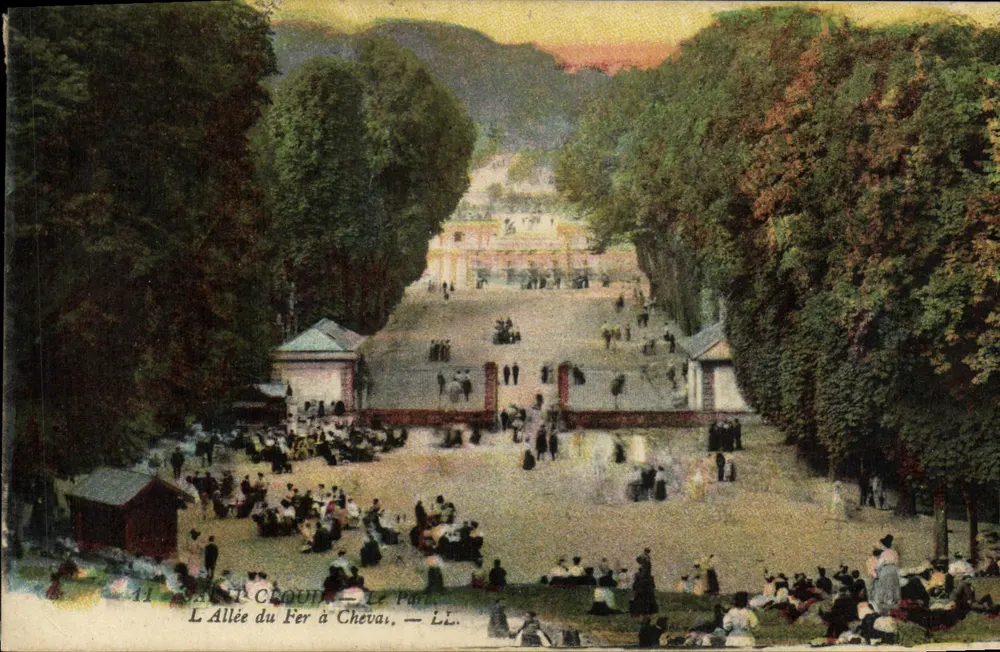Saint-Cloud — O Parque — A Avenida do Ferro de Cavalo — LL - Frente