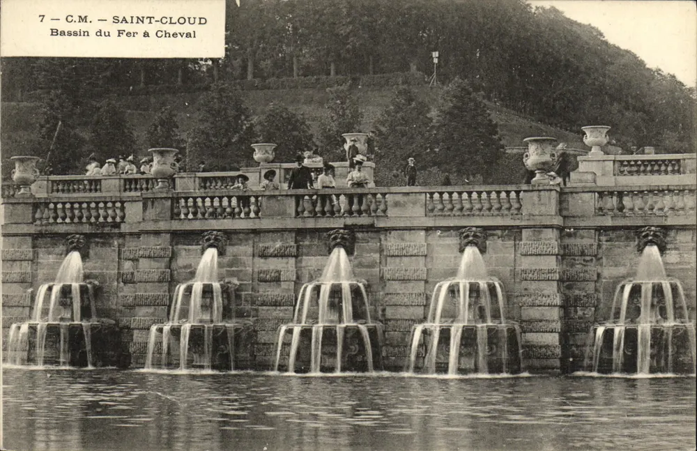 Bacia do Ferro de Cavalo — Saint-Cloud — C.M. n°7 - Frente