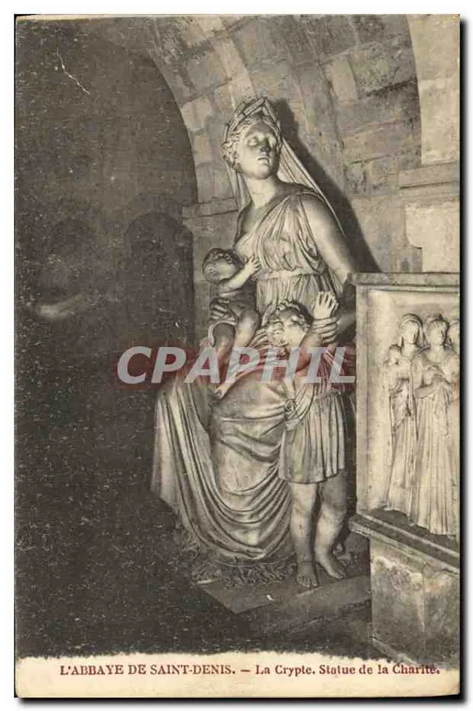 A ABBADIA DE SAINT-DENIS — A Cripta. Estátua da Caridade. - Frente