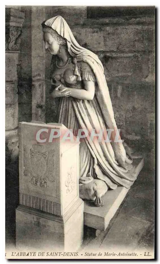 DIE ABBAYE DE SAINT-DENIS — Statue von Marie-Antoinette — LL. - Vorderseite