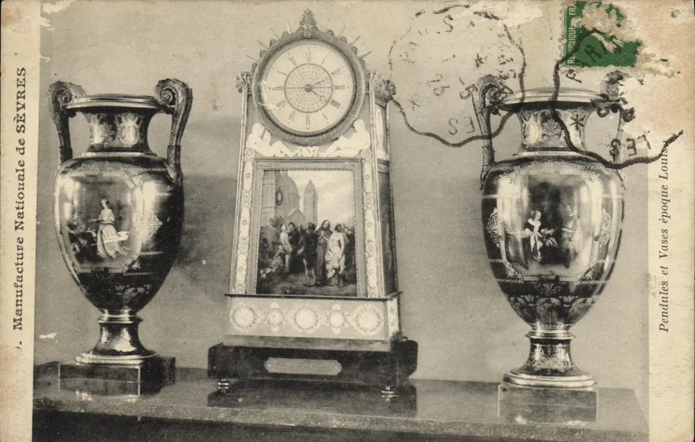 Vases et Pendule — Manufacture Nationale de SÈVRES — Édition Artistique C. M., Paris - Vorderseite