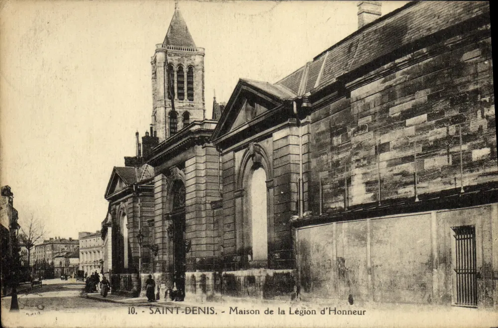 Saint-Denis - Casa de la Legión de Honor - Anverso