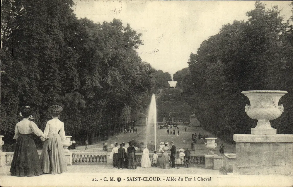 Saint-Cloud - Avenida do Ferro de Cavalo — C.M. n°22 - Frente