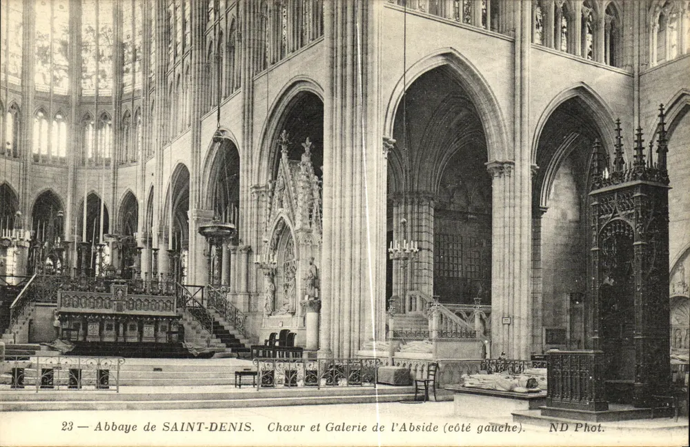Abtei SAINT-DENIS — Chor und Galerie der Apse (linker Bereich) — ND Phot. - Vorderseite