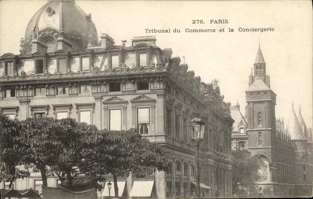 Paris — Tribunal do Comércio e a Conciergerie — editor não identificado, n° 276 - Frente