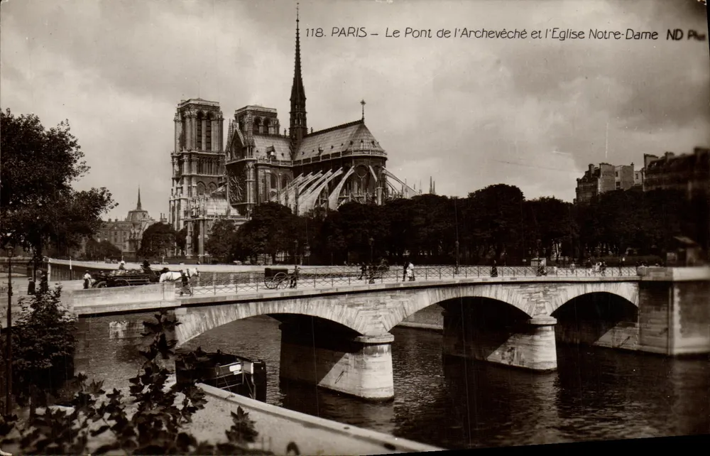 Paris – Die Brücke des Erzbischofs und die Kirche Notre-Dame – ND Plus - Vorderseite