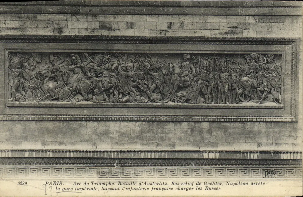 PARIS — Arc de Triomphe. Bataille d'Austerlitz. Bas-relief de Géchter, Napoléon arrête la garde impériale, laissant l'infanterie française charger les Russes — éditeur Thot, n° 3389 - Frente