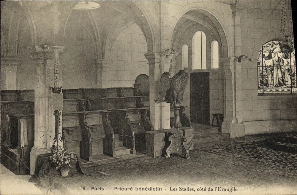 As Stalles, lado do Evangelho — Priorado beneditino de Paris - Frente
