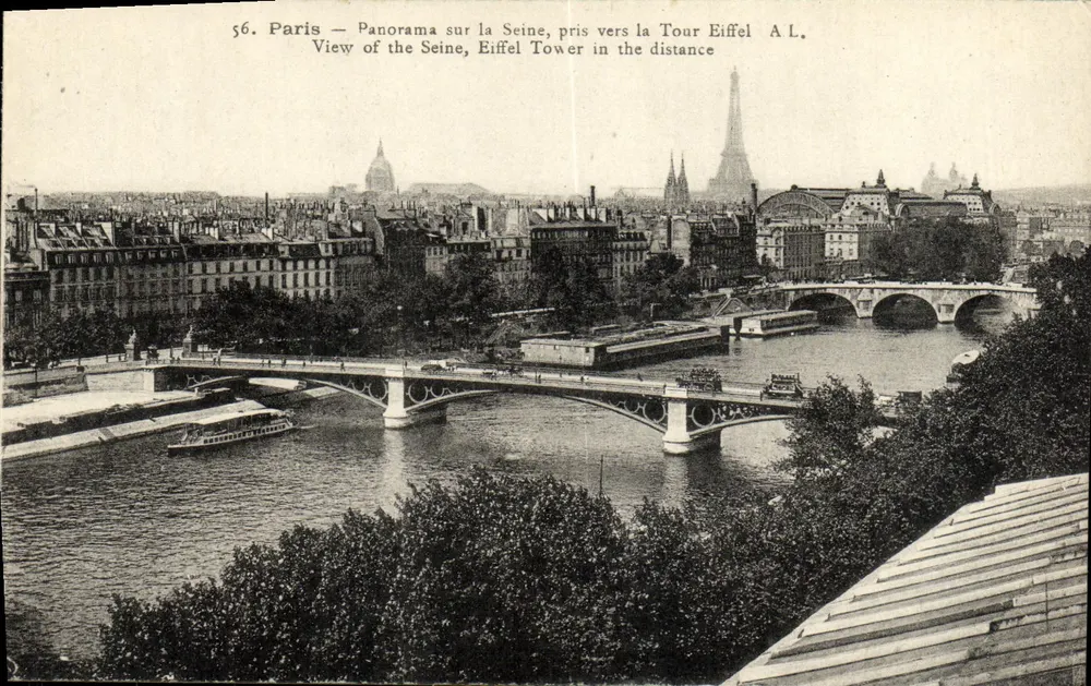 Paris — Panorama über die Seine, aufgenommen in der Nähe der Eiffelturm — A.L. - Vorderseite