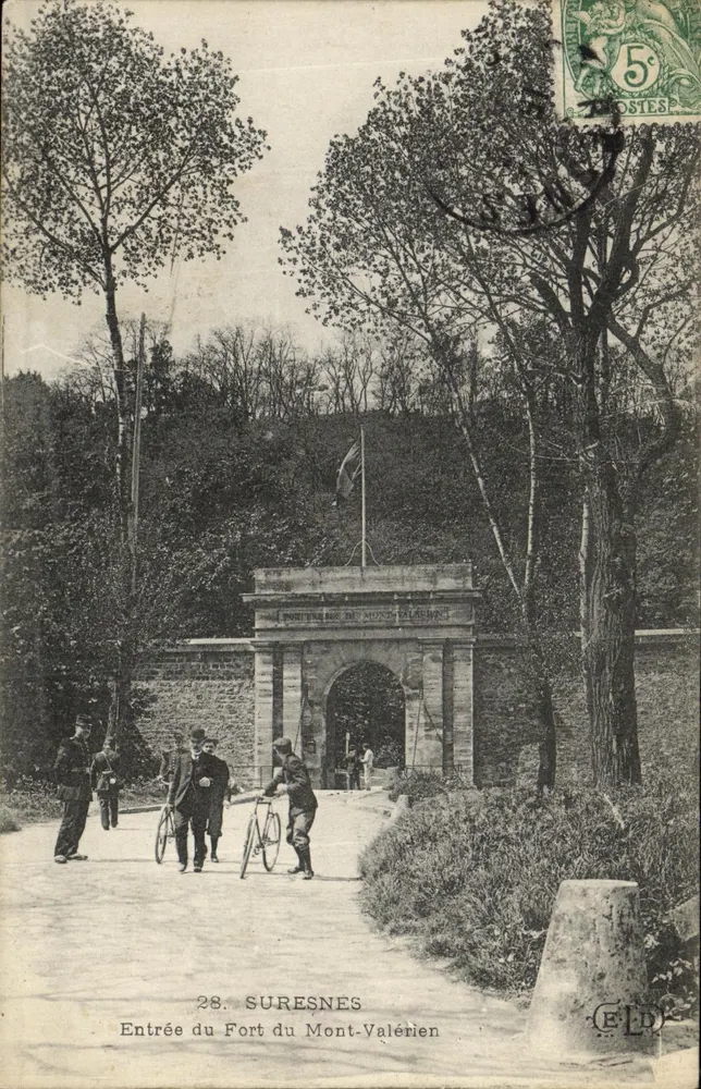 Eingang zum Fort Mont-Valérien — Suresnes — Verlag ELD, Nr. 28 - Vorderseite