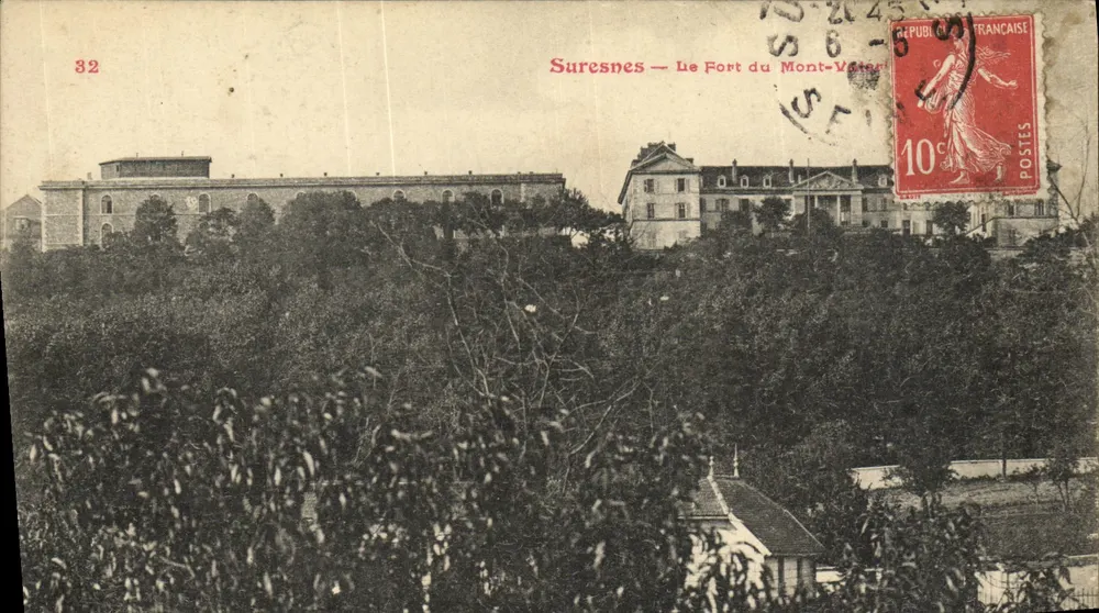 Suresnes — Fort du Mont-Valérien — unbekannter Verlag, Nr. 32 - Vorderseite