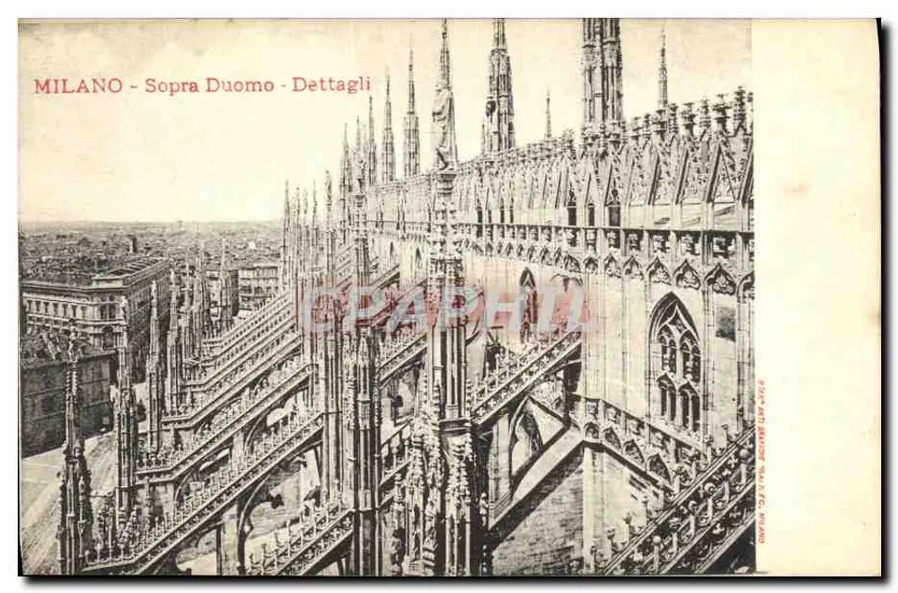 Milão - Sopra Duomo - Dettagli — Graphiti, Milão - Frente