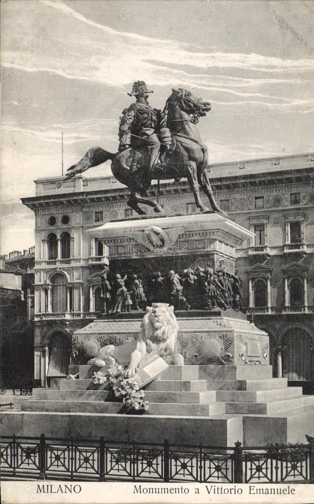 Milão — Monumento a Vittorio Emanuele — Edição L. Grassi, n°12 - Frente