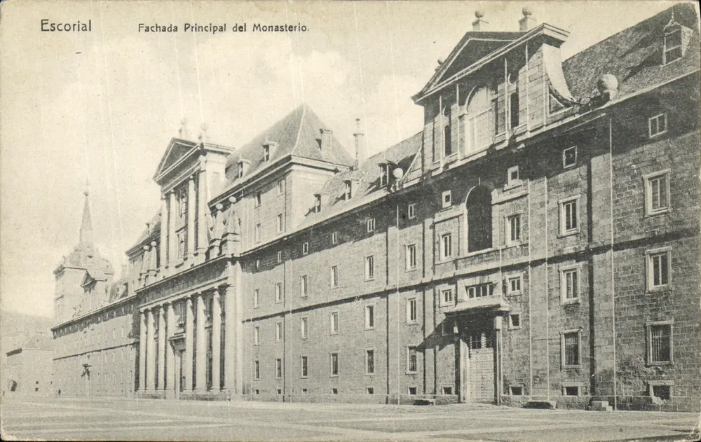 Escorial — Fachada Principal del Monasterio - Anverso