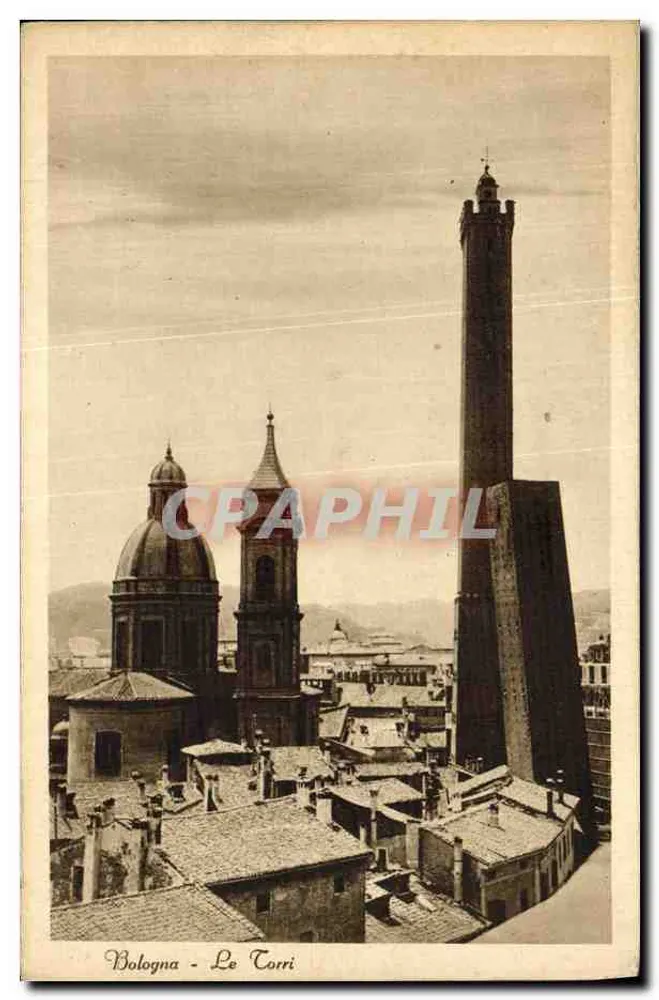 Bologna - As Torres — vista das três torres - Frente