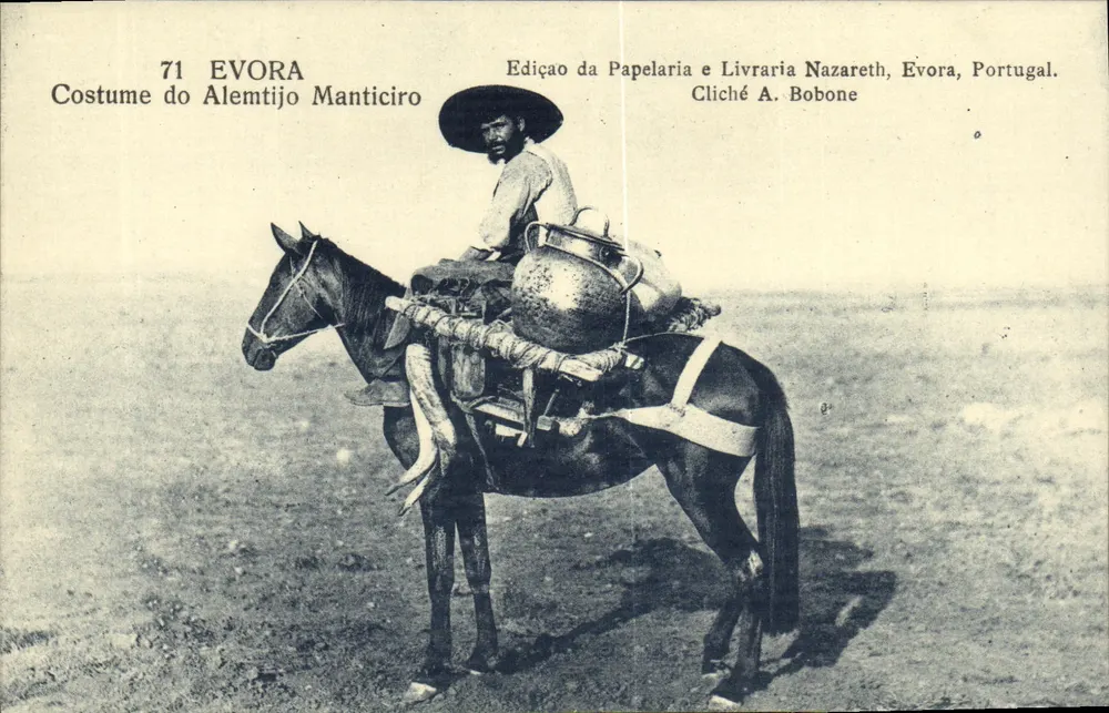Kleidung des Manticiro in Évora — Édition Papelaria e Livraria Nazareth, Évora, Portugal - Vorderseite
