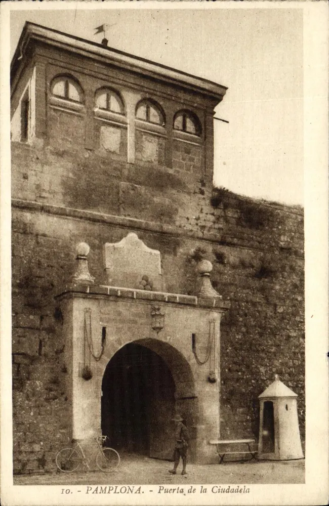 Pamplona - Porta da Ciudadela — L. Rulsin, n° 53.425 - Frente
