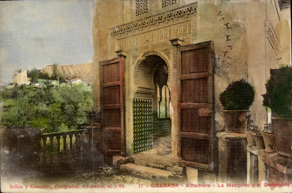 La Mezquita y el Generalife — Alhambra — Granada — Señán y González, Fotografen, Alhambra, 45 y 64 - Vorderseite