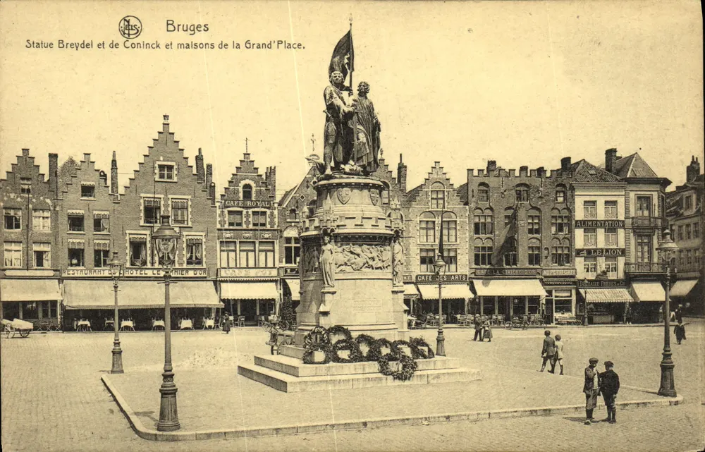Brügge — Statue Breydel und de Coninck und Häuser der Grand'Place — Nels - Vorderseite