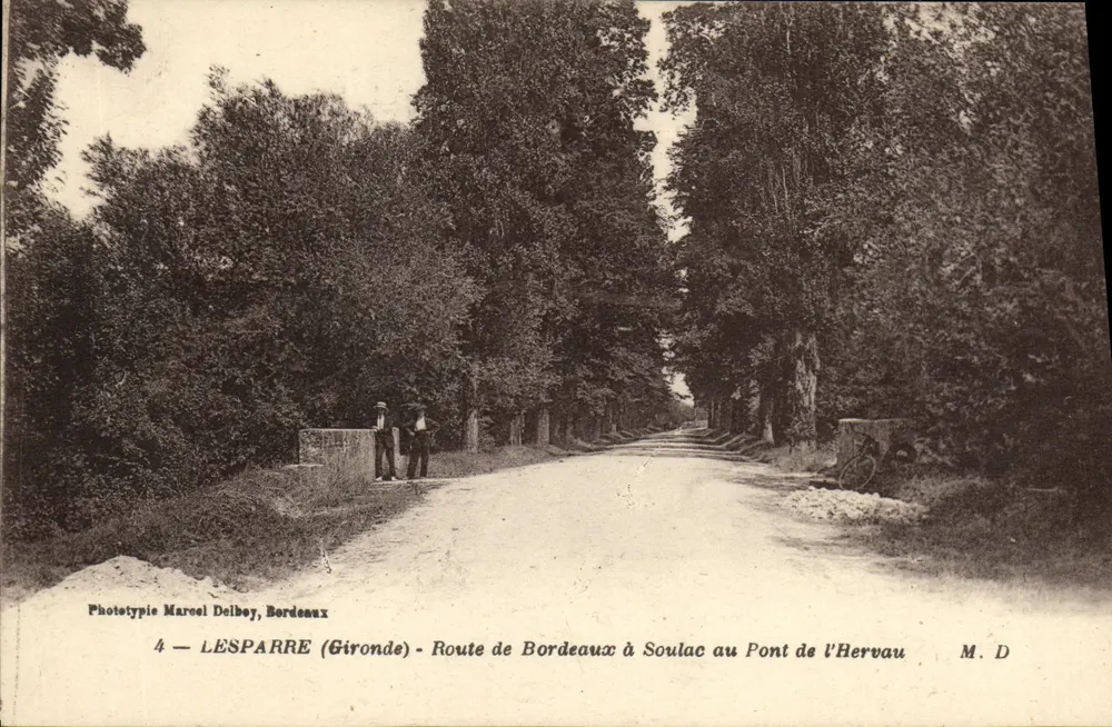 Lesparre (Gironde) — Straße von Bordeaux nach Soulac am Hervau-Brücke — Phototypie Marcel Delbey, Bordeaux - Vorderseite
