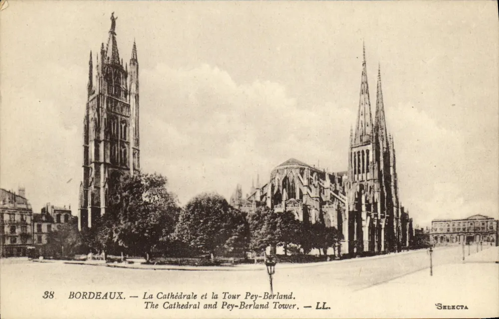 Bordeaux — Die Kathedrale und die Tour Pey-Berland — LL. Sélecta - Vorderseite