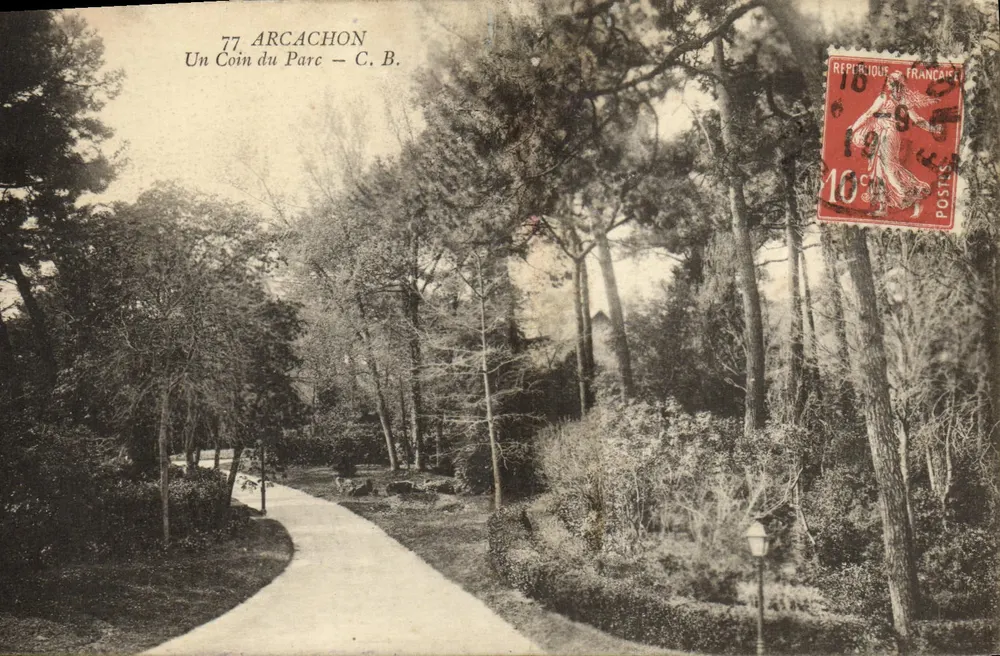 Arcachon — Um Canto do Parque — C. B. - Frente