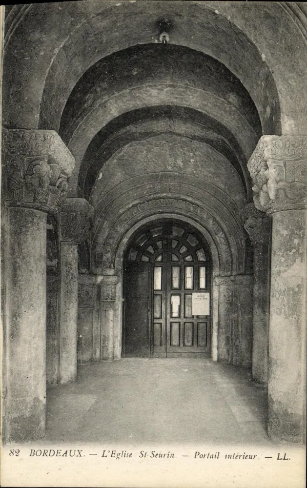 Bordeaux — Die Kirche St-Seurin — Innenportal — LL - Vorderseite