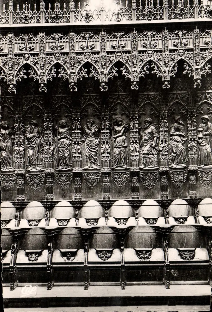 Auch - A Catedral — Stalles do Coro (1529) — Féol-Photo, Paris - Frente