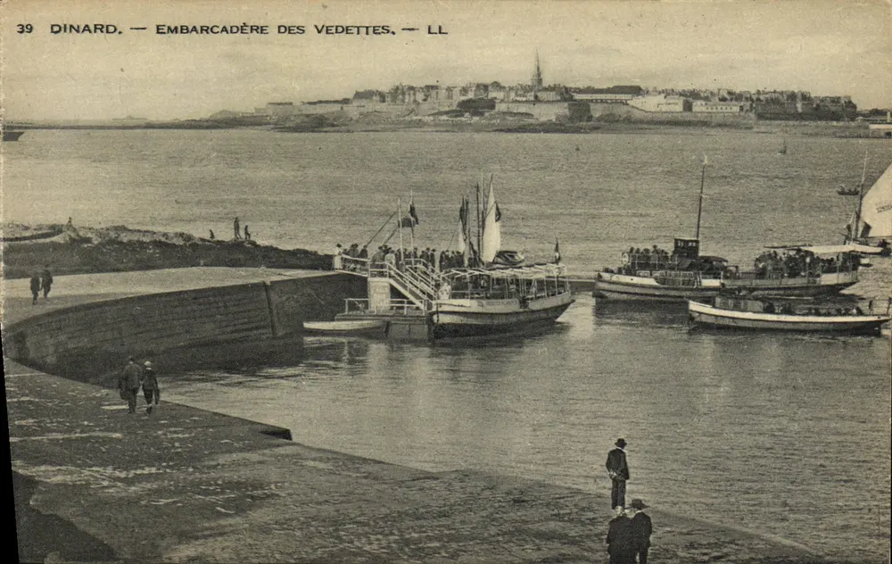 Dinard — Embarcadouro das Vedettes — LL - Frente