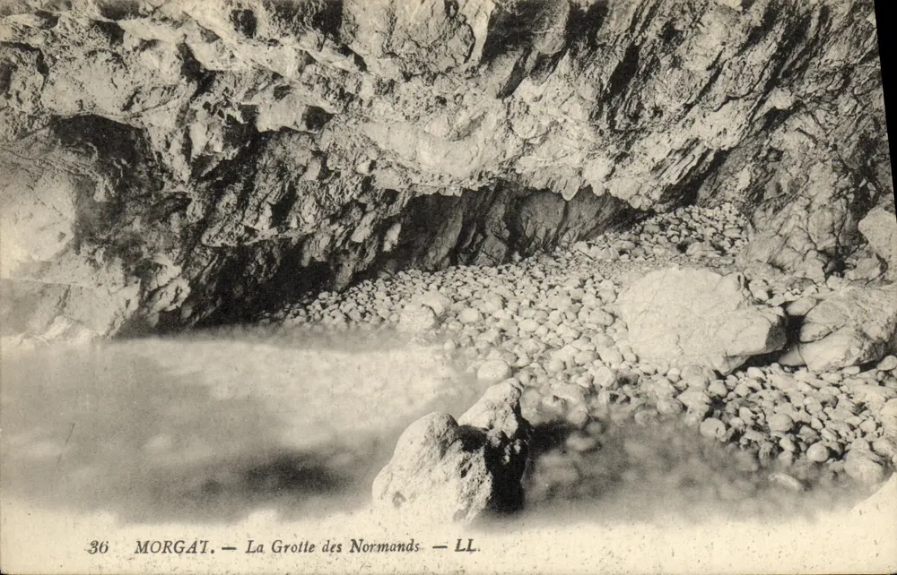 Morgat — A Gruta dos Normandos — LL. n°36 - Frente