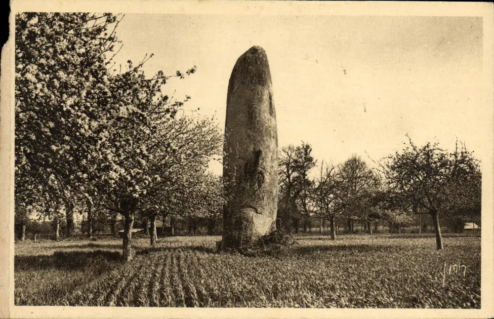 Pierre du Champ Dolent — Förmlicher Menhir — Les Éditions d'Art Yvonne, Paris - Vorderseite