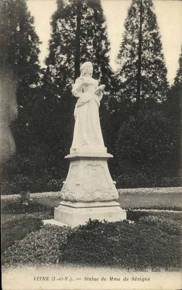 VITRE (Ille-et-Vilaine) — Estátua da Sra. de Sévigné — J. SORÉL, Ed. Rennes - Frente