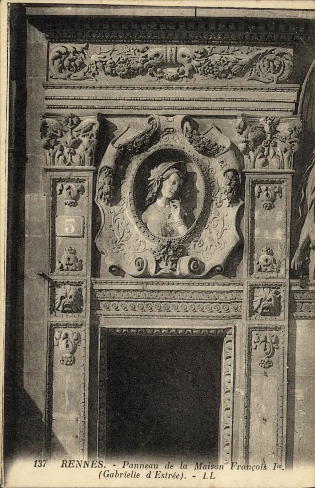 Rennes - Panel der Maison François Ier (Gabrielle d'Estrée) - Vorderseite