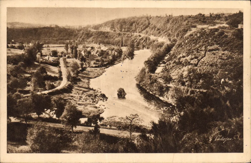 Das Tal der Creuse — unterhalb von La Roche-aux-Moines — Théojac - Vorderseite
