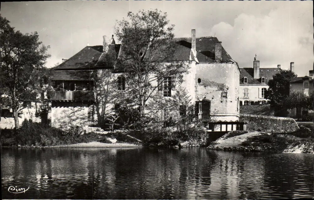 Argenton-sur-Creuse (Indre) — O Moulin de Bord — Fotografia Véritatuer - Frente
