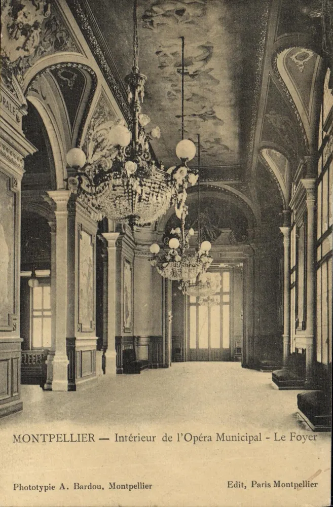 Montpellier — Innenraum des Städtischen Opernhauses — Der Foyer — Phototypie A. Bardou, Montpellier - Vorderseite
