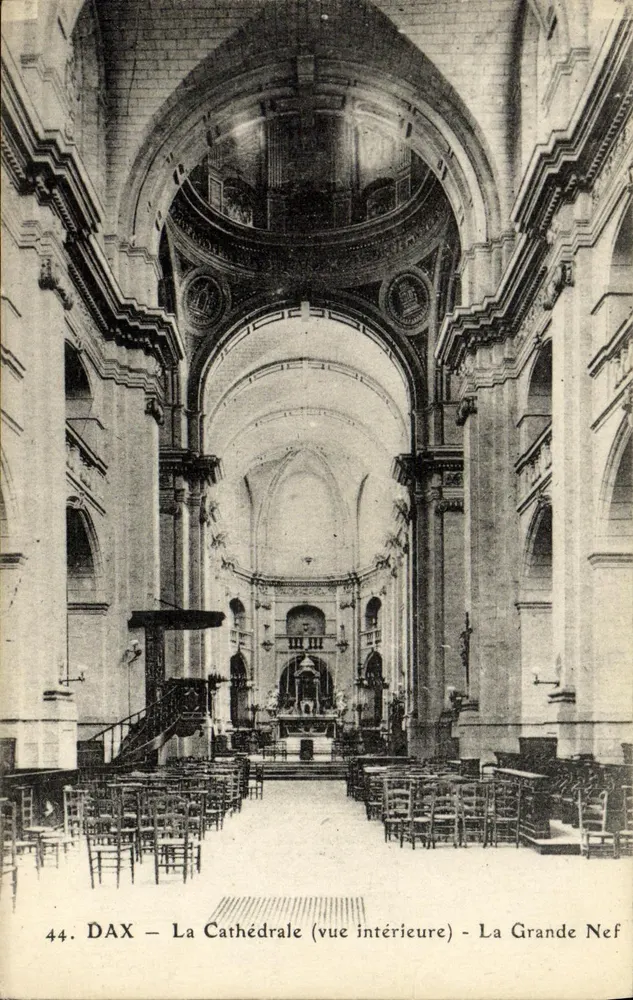 DAX — La Cattedrale (vista interna) — La Grande Nef - Recto
