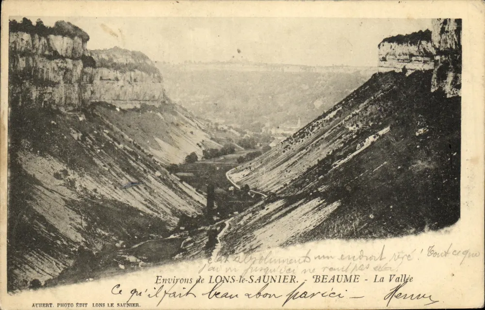 Arredores de LONS-LE-SAUNIER — BEAUME — A Vale — Foto de Aubert, Editor de Lons le Saunier - Frente
