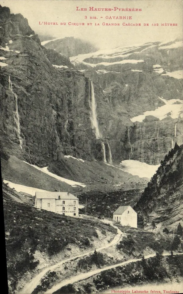 Les Hautes-Pyrénées — Das Hotel du Cirque und die Grande Cascade von 422 Metern — Phototypie Labouche frères, Toulouse - Vorderseite