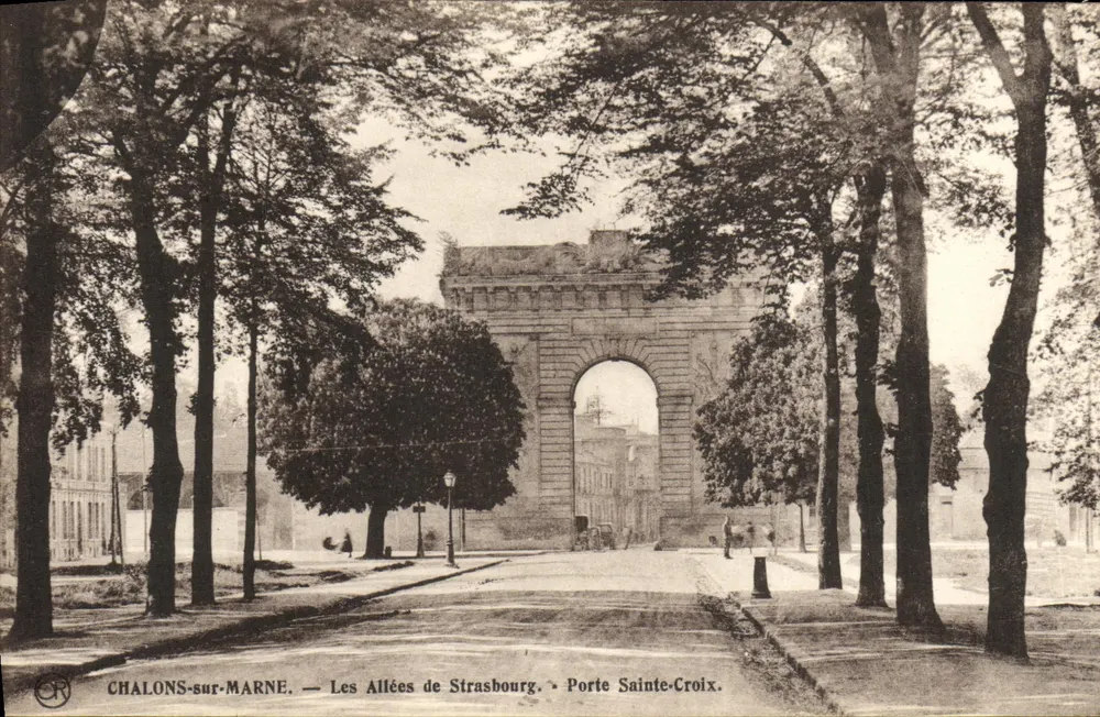 Chalons-sur-Marne — Les Allées de Strasbourg — Porte Sainte-Croix - Vorderseite