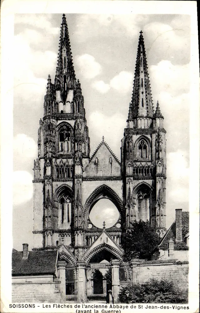 Soissons — Die Pfeile der alten Abtei St. Jean-des-Vignes (vor dem Krieg) — Verlag: Édit. B. Nougaret, Soissons - Vorderseite