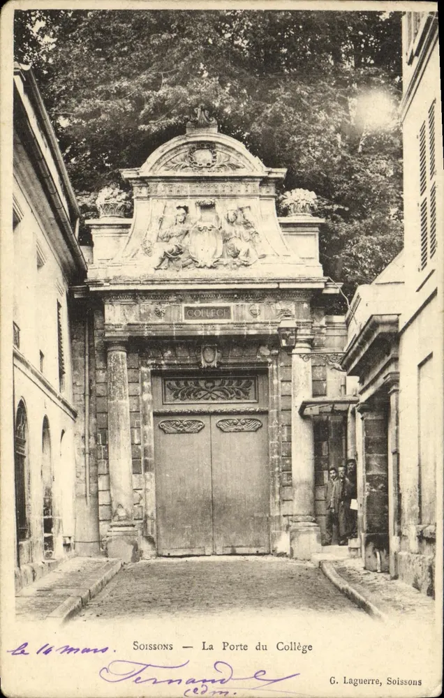 Soissons — A Porta do Colégio — G. Laguerre, Soissons - Frente