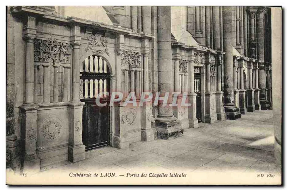 Kathedrale von LAON — Türen der Seitenkapellen — ND Phoï - Vorderseite