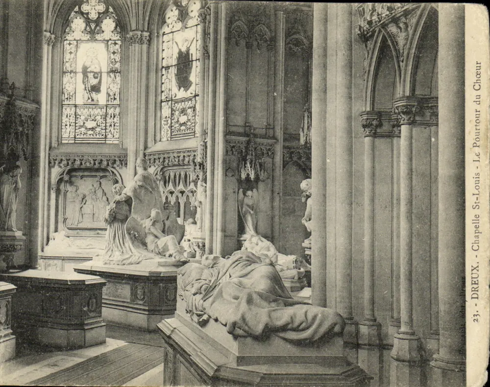 Dreux - Kapelle Saint-Louis - Der Chor des Chores - Vorderseite